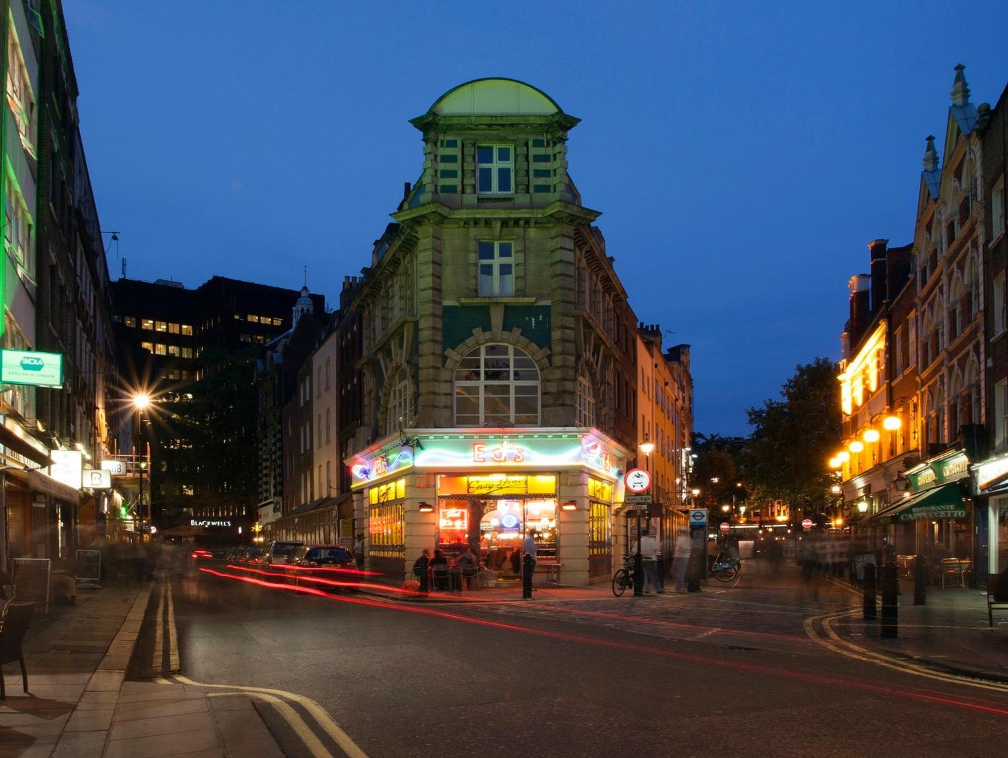 The Z Hotel Soho Londra Esterno foto